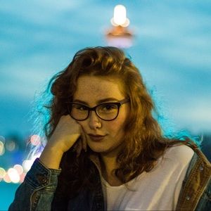 Meet your Posher, Stephanie